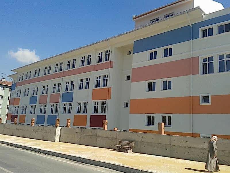 Lütfü Kırdar İ.Ö.O.